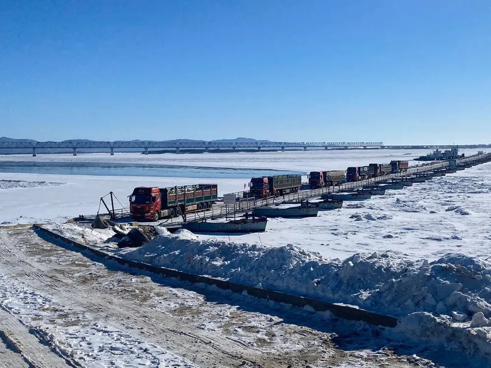 Рост трафика китайских авто фиксирует таможня в ЕАО через пост в Нижнелениском