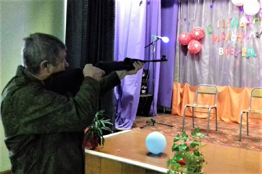 Отправился на СВО главный библиотекарь с. Доброе ЕАО