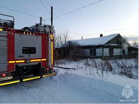 Неизвестные подожгли двухквартирный дом в ЕАО