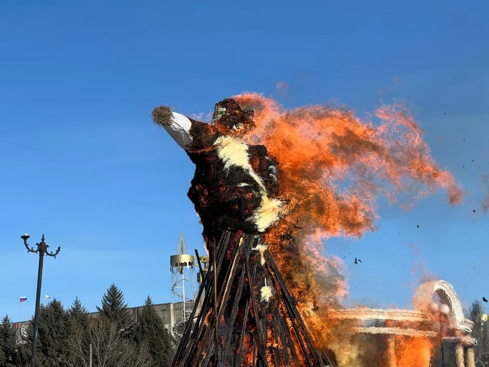 Масленичные гуляния с сожжением чучела пройдут на набережной Биробиджана