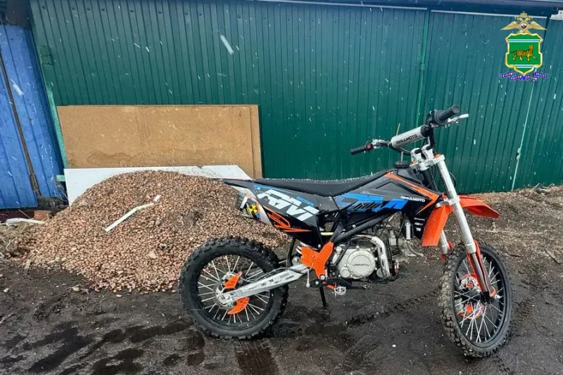 Подросток пострадал в ДТП на питбайке в Биробиджане