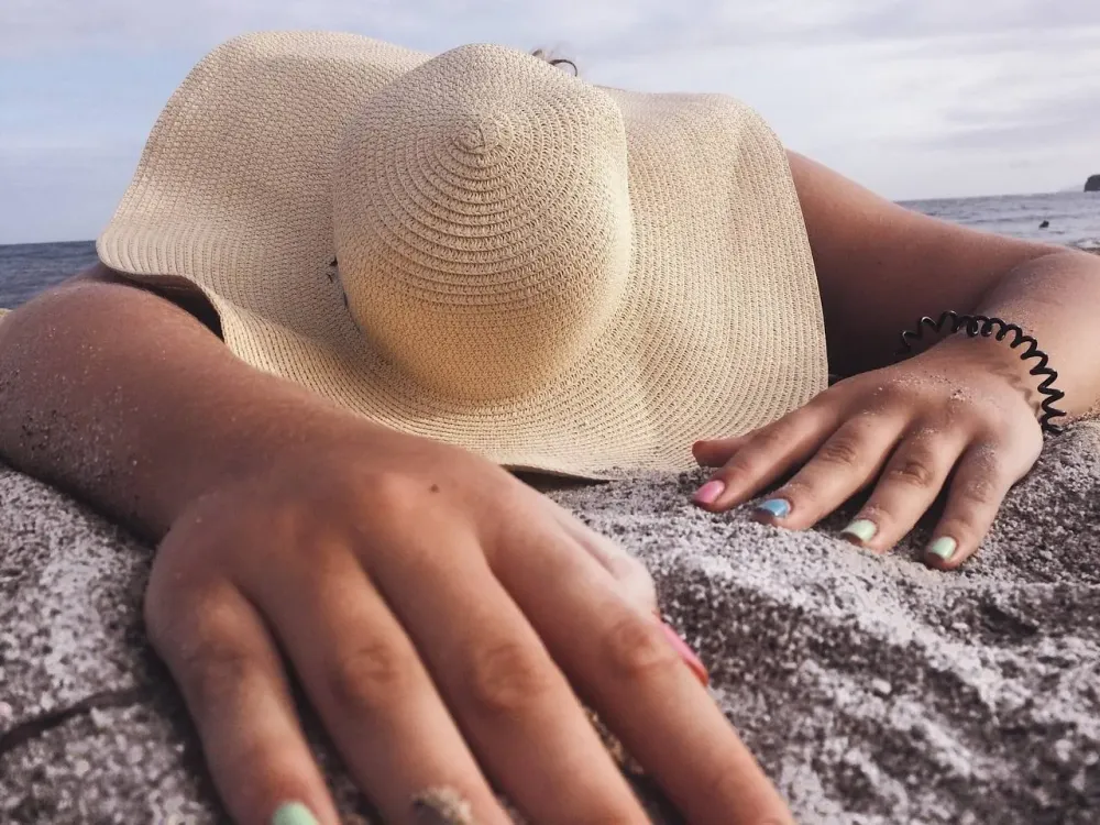 Ни отпуска, ни мужика: биробиджанку кинул на деньги местный альфонс