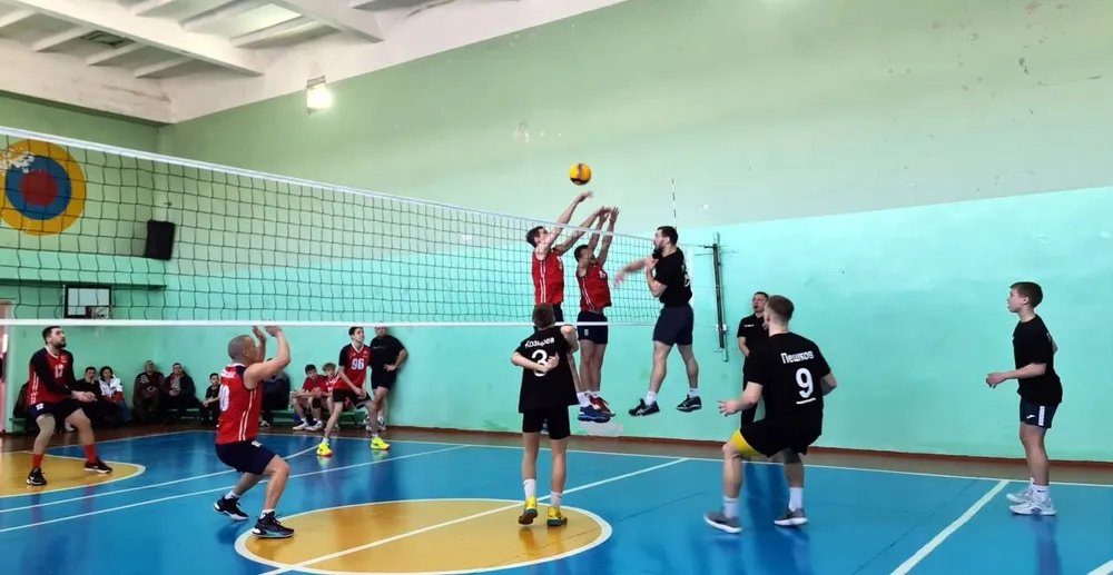 Волейбольный турнир памяти Сергея Пешкова прошел в Биробиджане