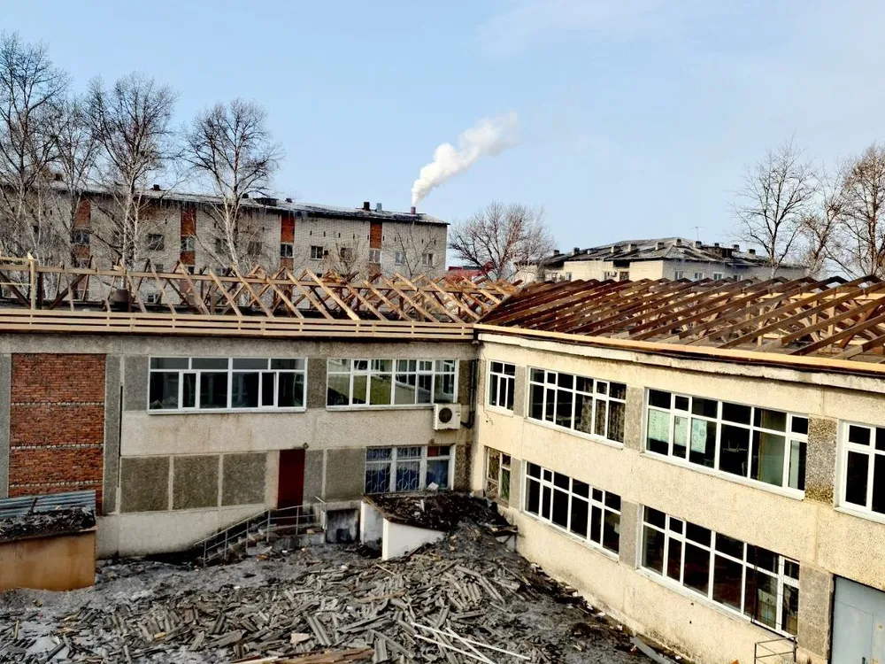 Как проходит ремонт в лицее №23, рассказал мэр Биробиджана