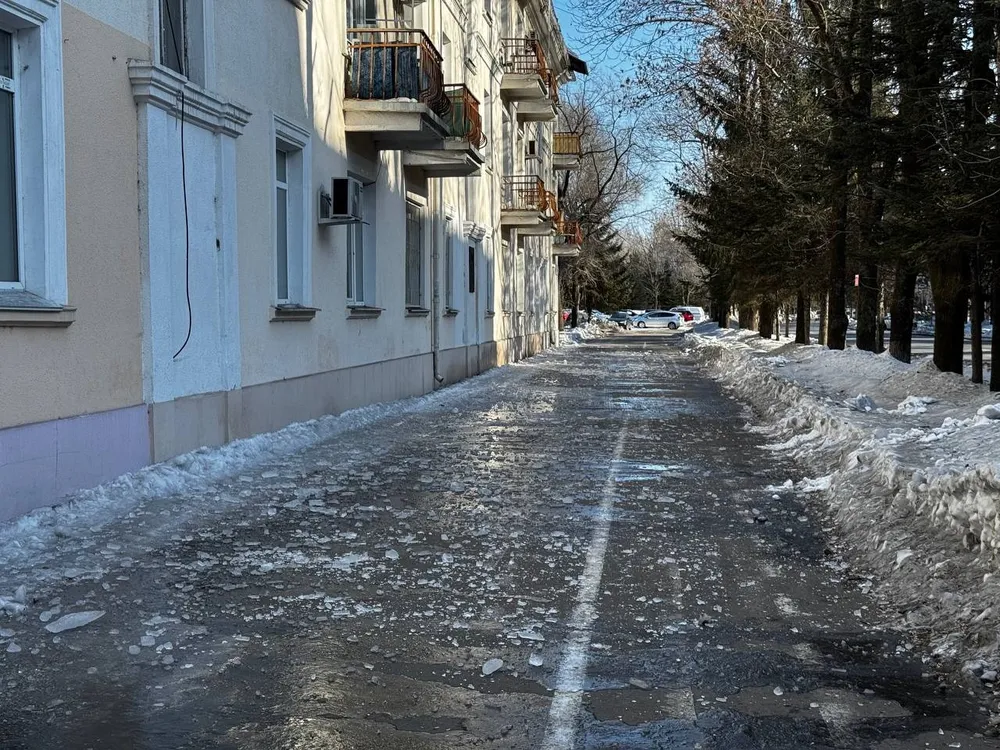 Весна в ЕАО: будьте внимательны на скользких тротуарах