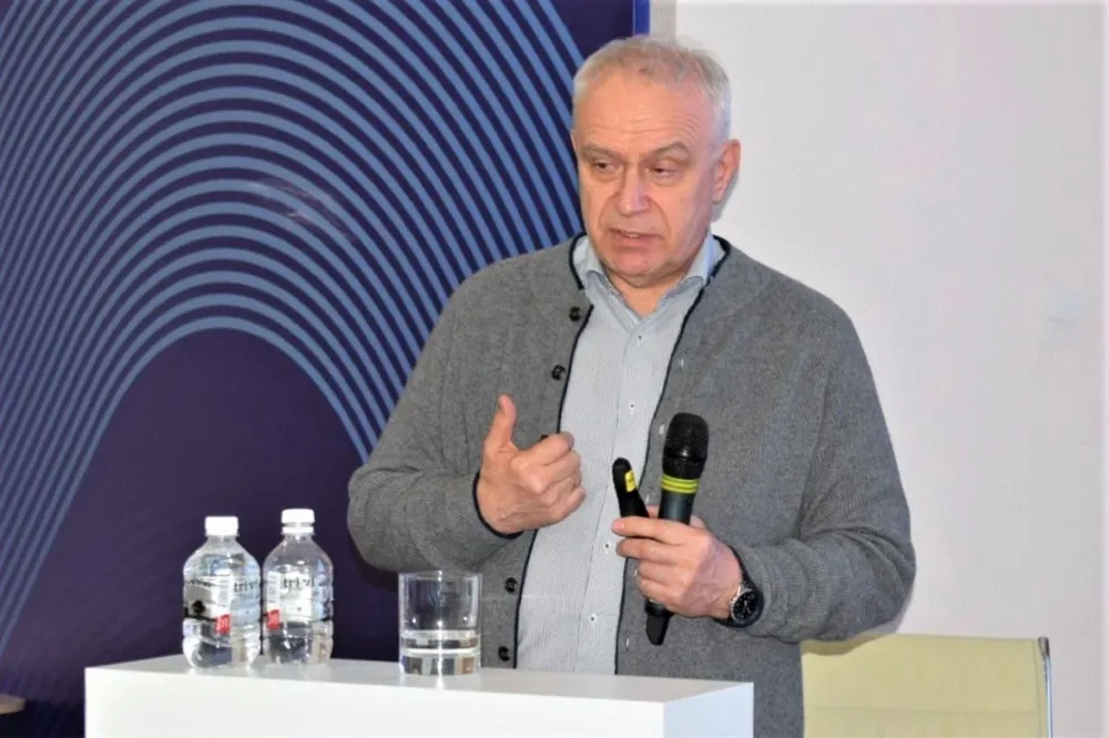 Московский кардиолог приехал в ЕАО учить местных врачей