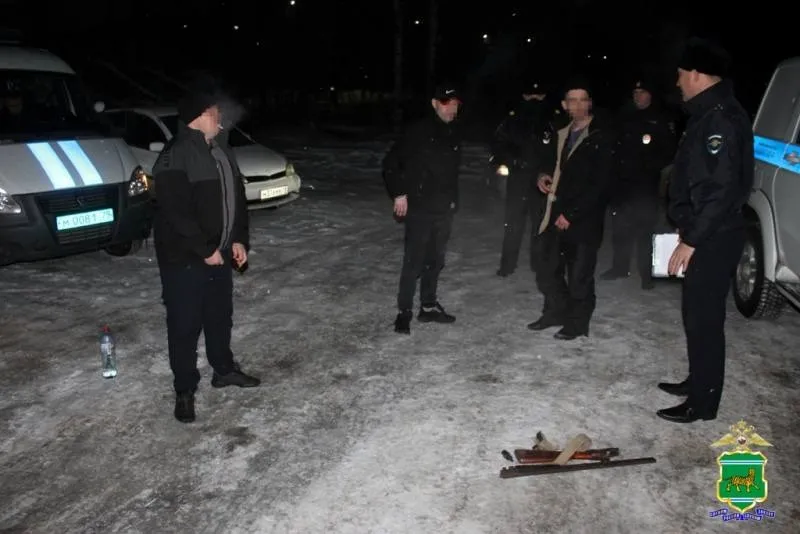 Мужчину с ружьем задержали у правительства ЕАО