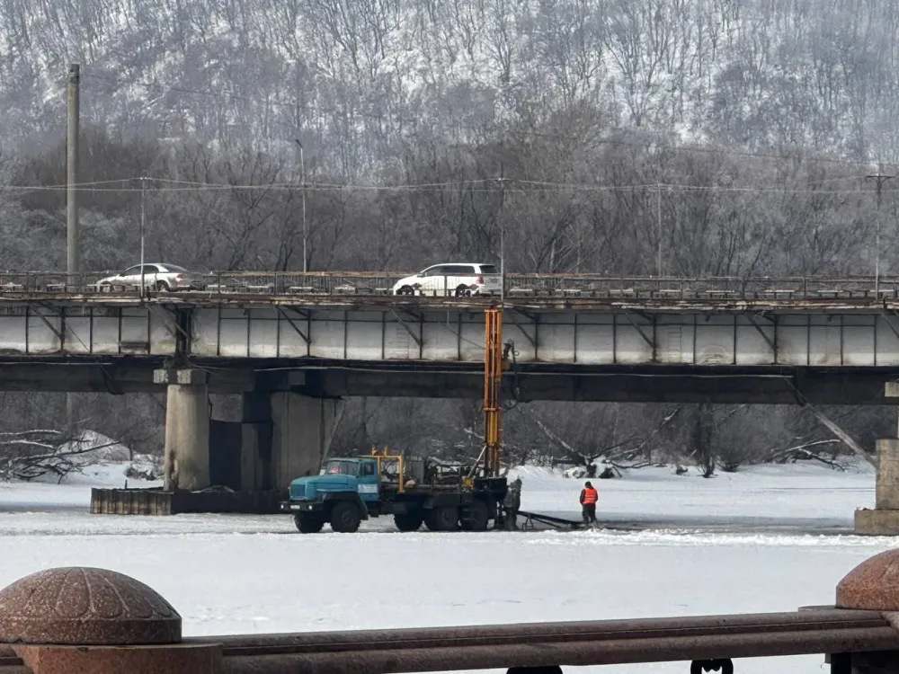 На какой стадии строительство моста через Биру в Биробиджане, рассказали в правительстве