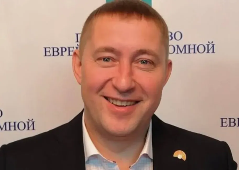 Денис Шмыров возглавил Биробиджанский колледж культуры