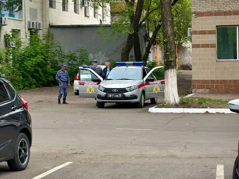 Росгвардеец предотвратил ДТП с пьяным водителем в Биробиджане