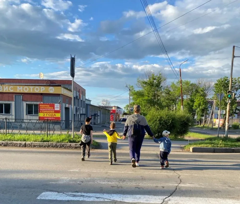 В ЕАО более 80% сирот проживают в приемных семьях