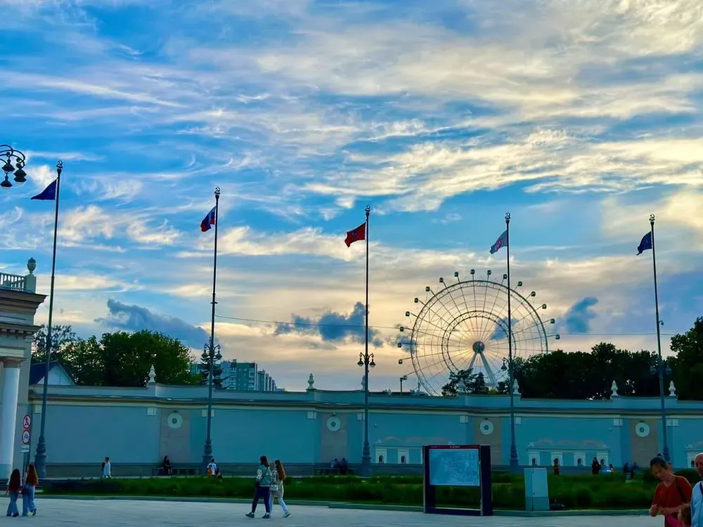 Гороскоп на 24 апреля: Близнецы будут амбициозны, а у Козерогов возможны неприятности