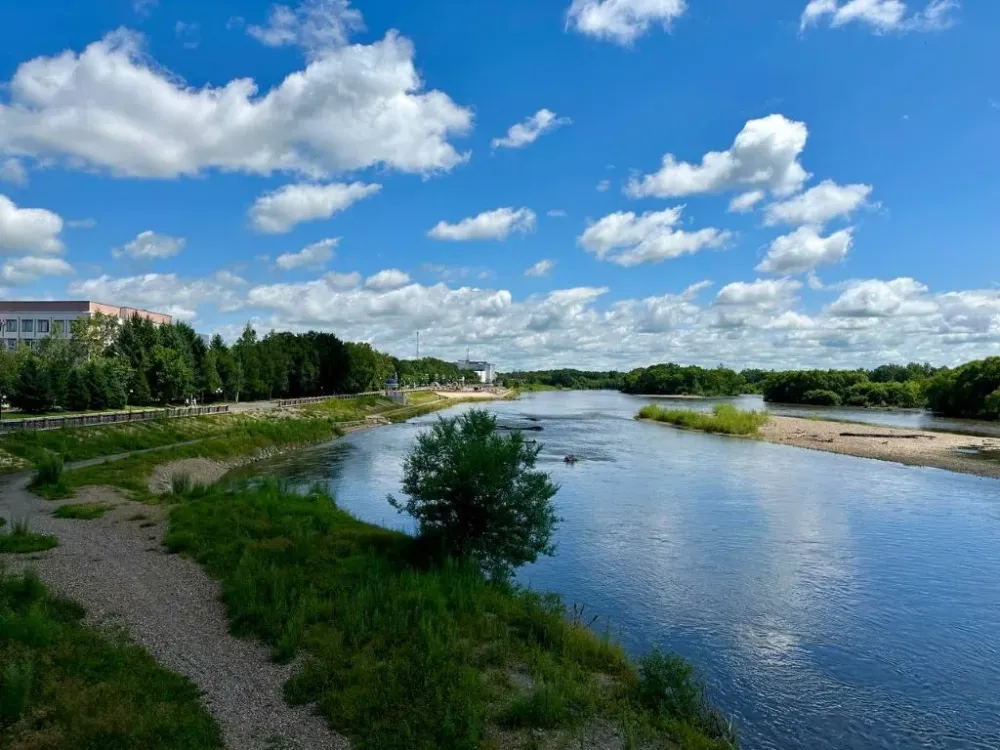 Дальнейшее размытие набережной может привести к разрушению защитной дамбы в Биробиджане