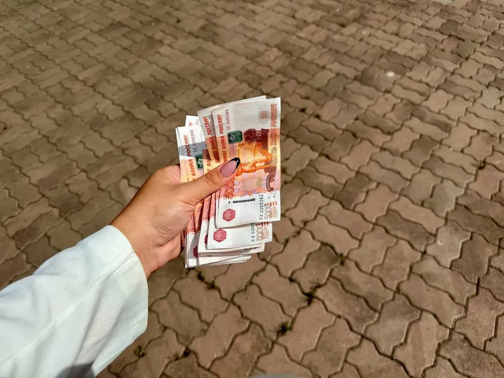 Сняли груз левых кредитов с пенсионерки в Хабаровском крае