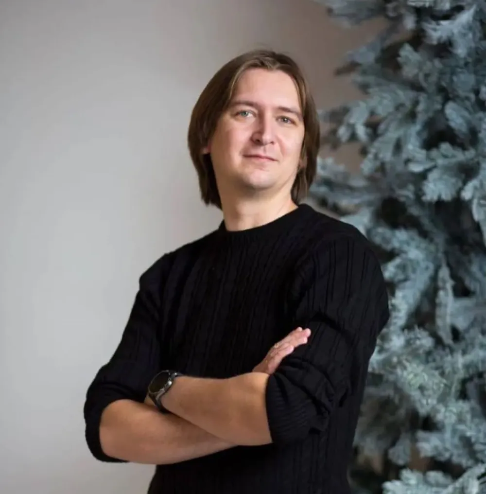 Приехал из Казани, чтобы развивать сферу образования в ЕАО Роман Чеботарев