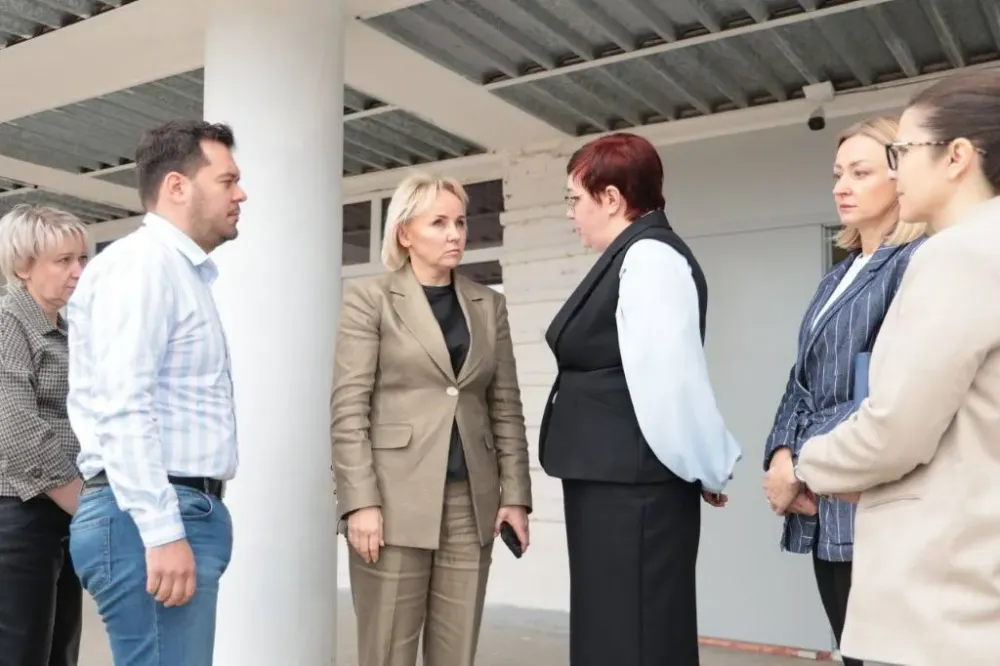 С ревизией заехала на соцобъекты Теплоозерска глава ЕАО