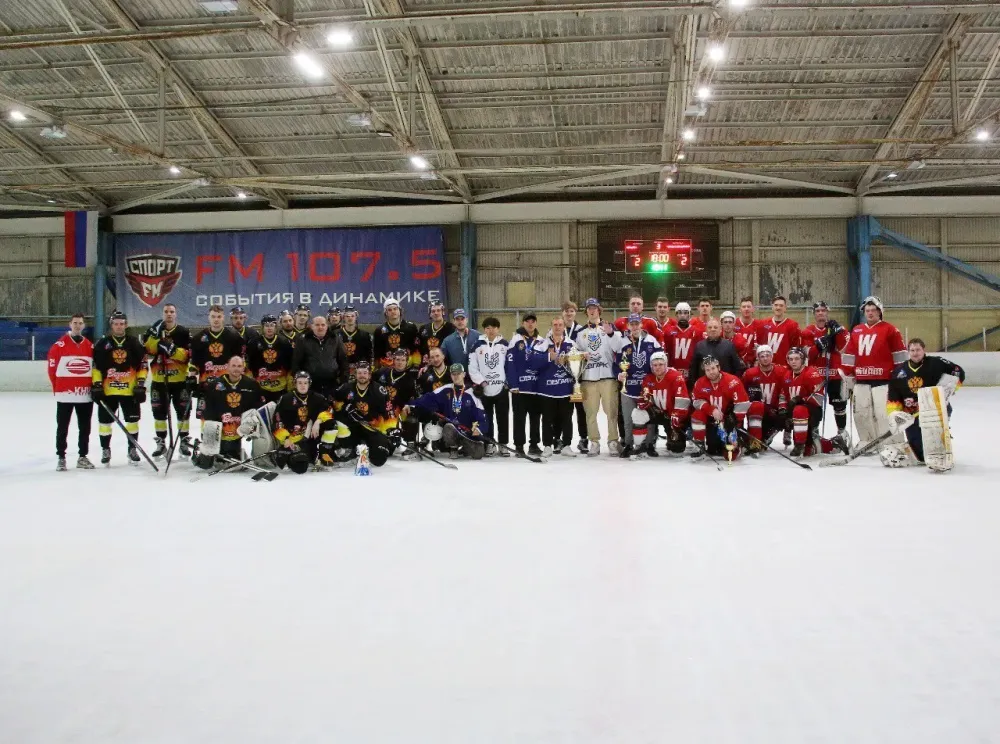 Студенты академии физической культуры забрали Кубок мэра Хабаровска по хоккею