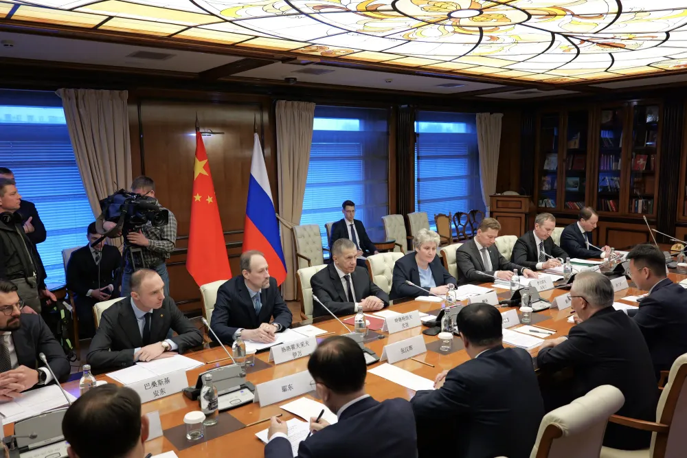 Юрий Трутнев провёл встречу сопредседателей Межправительственной Российско-Китайской комиссии по сотрудничеству и развитию Дальнего Востока РФ и Северо-Востока КНР