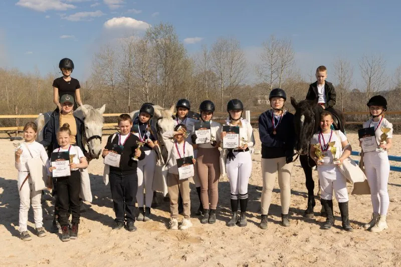 Соревнования по конному спорту впервые прошли в Теплоозерске