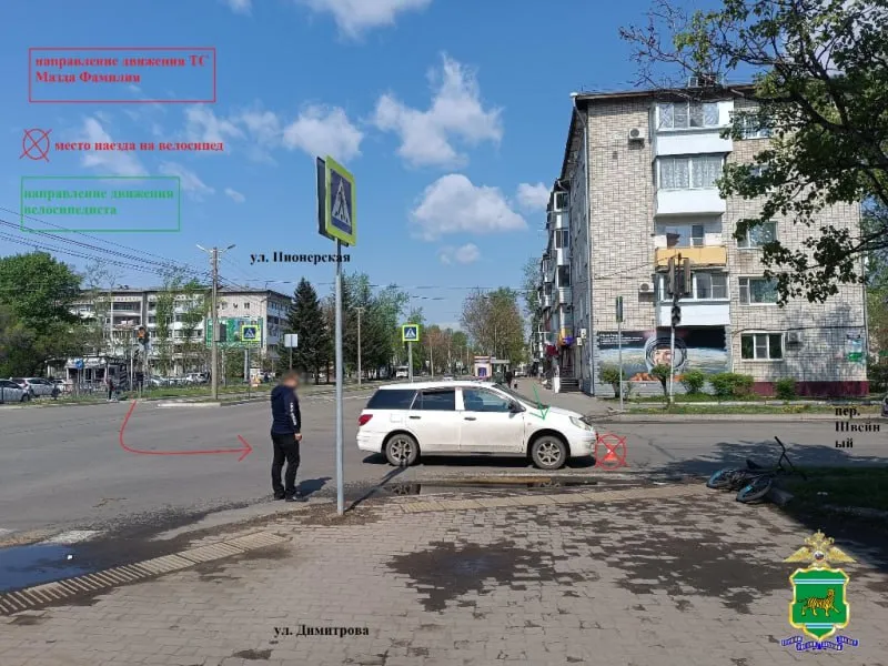 Несовершеннолетний велосипедист попал под автомобиль из-за нарушения ПДД в Биробиджане