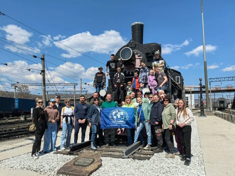 Актив РГО отправился в Облучье, чтобы запечатлеть цветение багульника в ЕАО