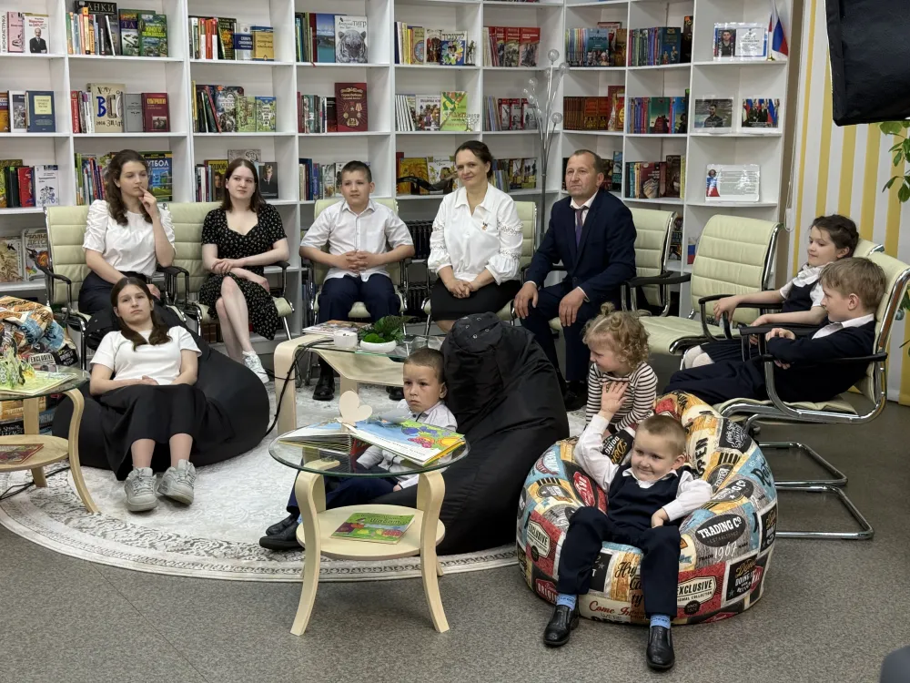 Многодетная семья Подрезовых приняла участие во встрече с Президентом РФ Владимиром Путиным