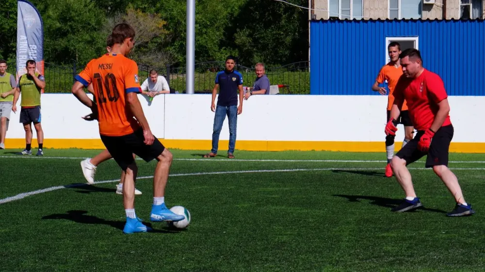 Футбол, студенческий концерт, выставка: дайджест событий на выходных в Биробиджане