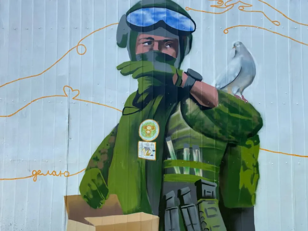 Родные раненых бойцов СВО смогут бесплатно сопровождать их на лечении