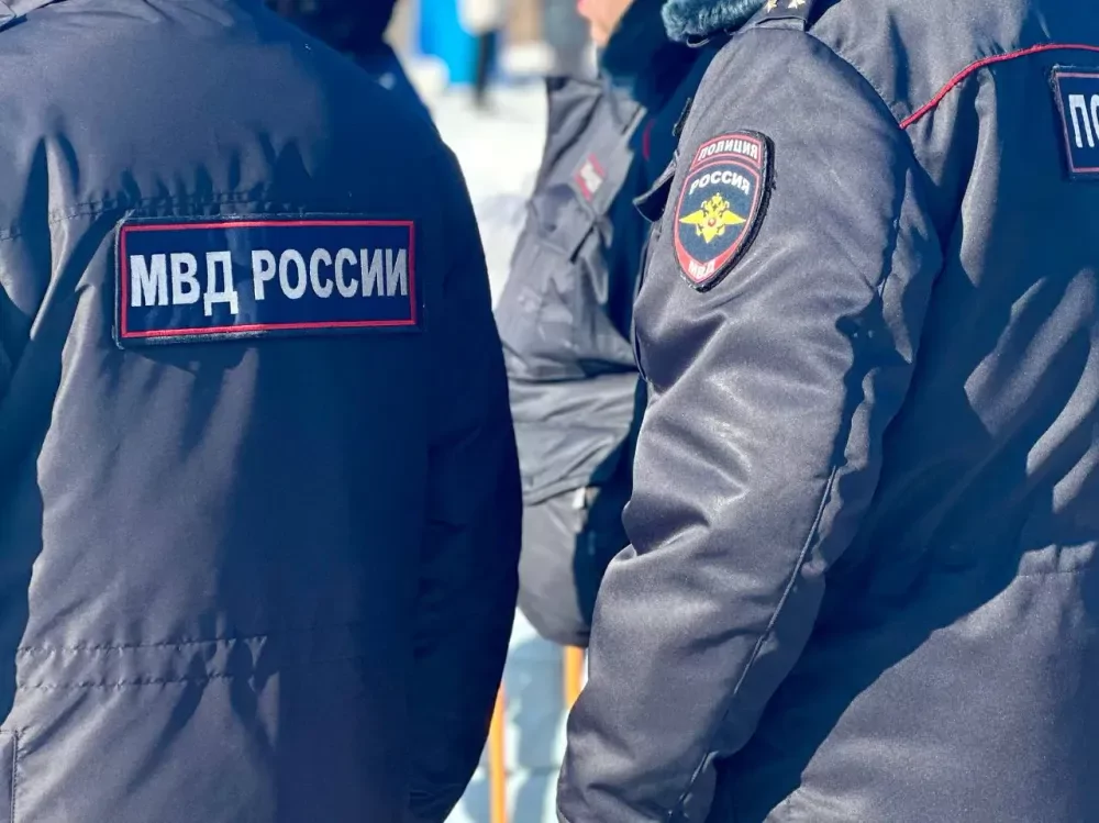 Хабаровчанин приговорен к двум годам за насилие над участковым полиции