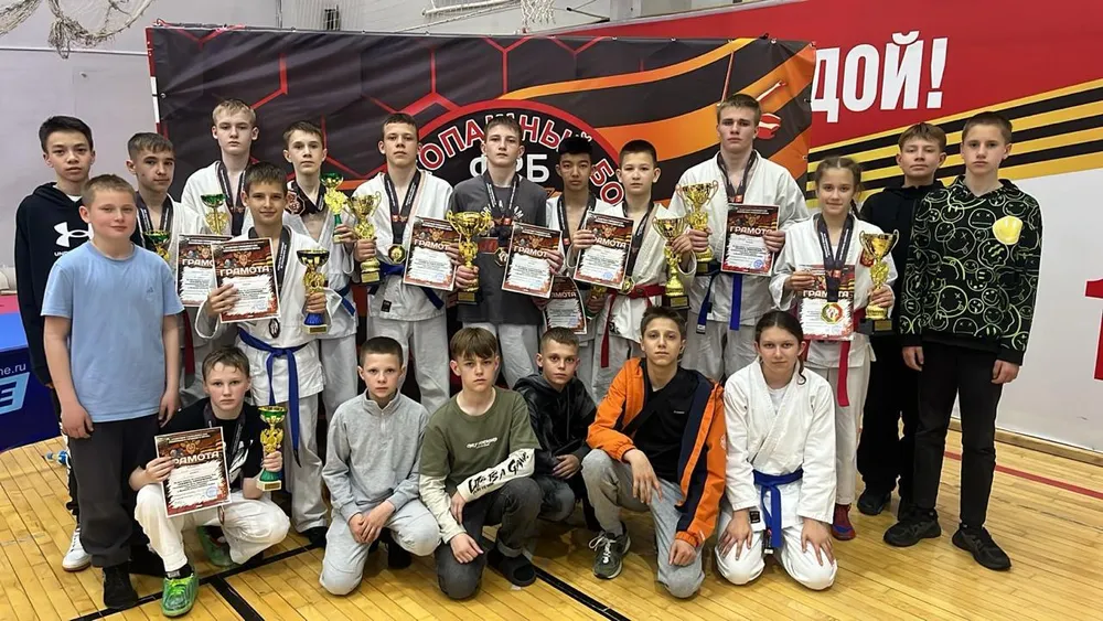 Триумфально выступили на турнире в Уссурийске, посвященном 80-летию Победы, рукопашники из ЕАО