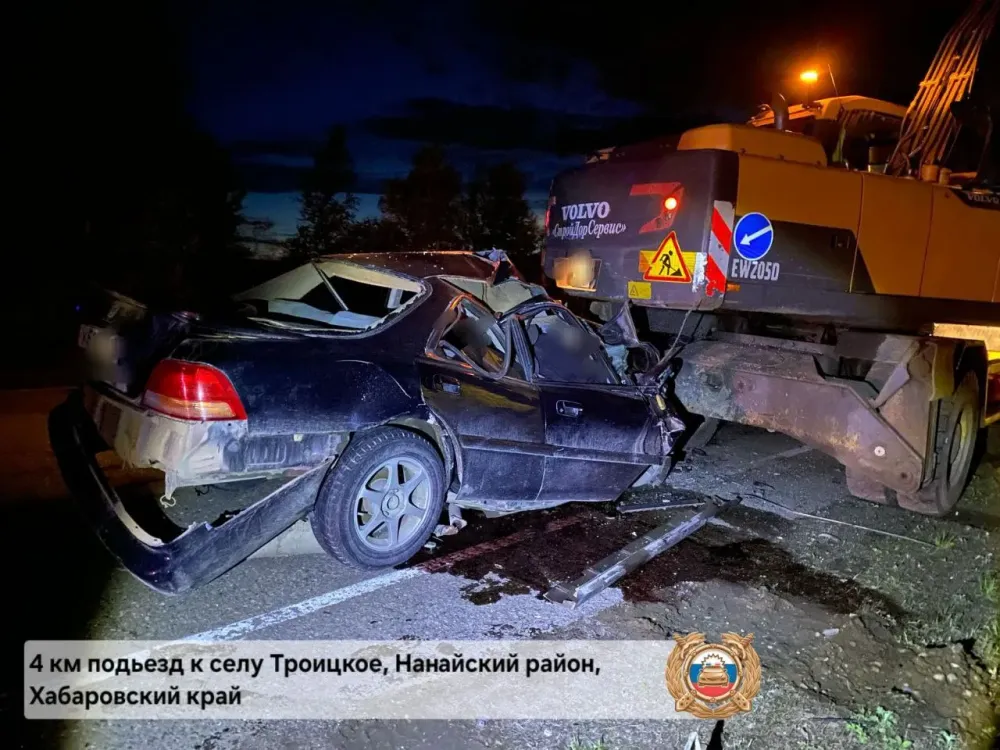 Два человека погибли в аварии с экскаватором в Хабаровском крае