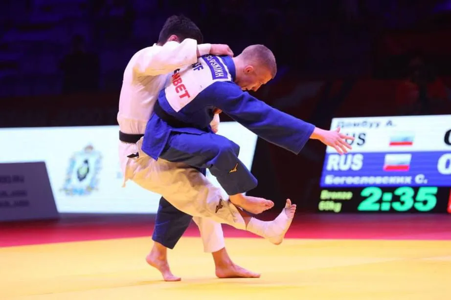 Мировая арена в Хабаровске: лучшие дзюдоисты из 16 стран борются за победу