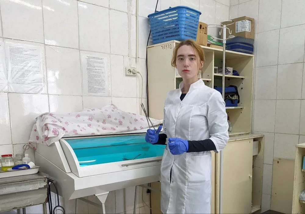 Медсестра из Москвы помогает жителям села Амурзет Октябрьского района ЕАО