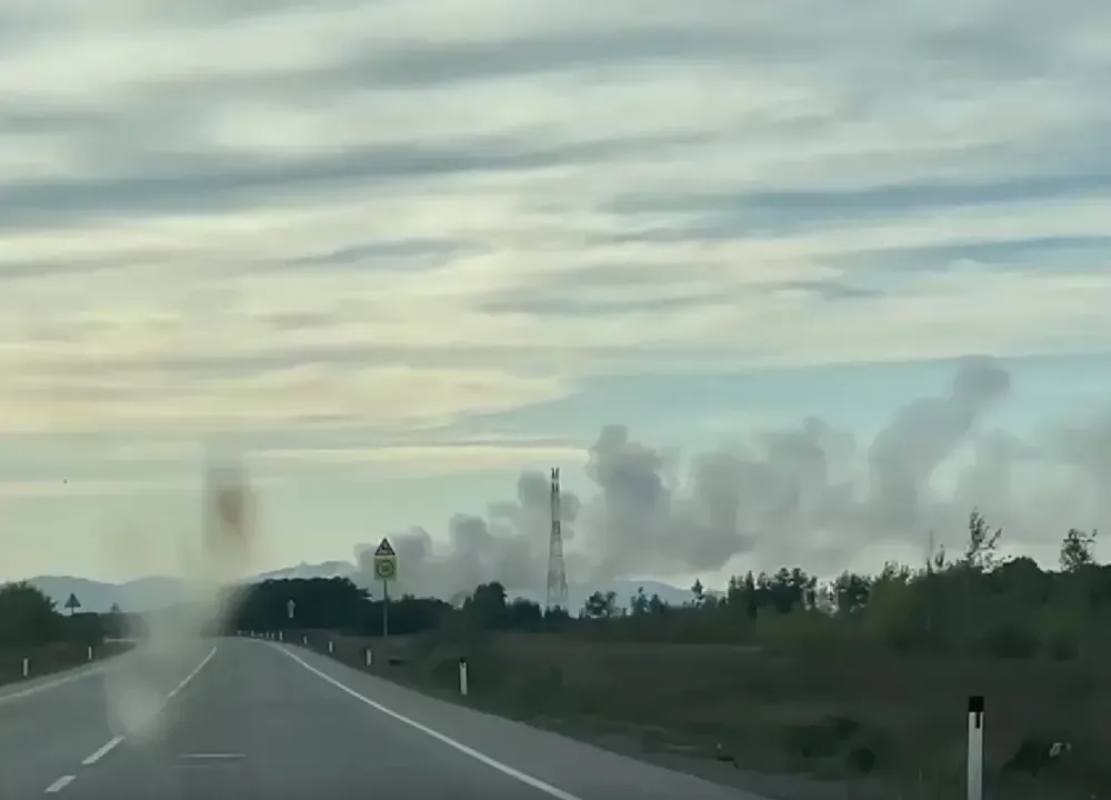 Уже более 80-ти проб воздуха взяли специалисты из-за пожара на свалке в Биробиджане