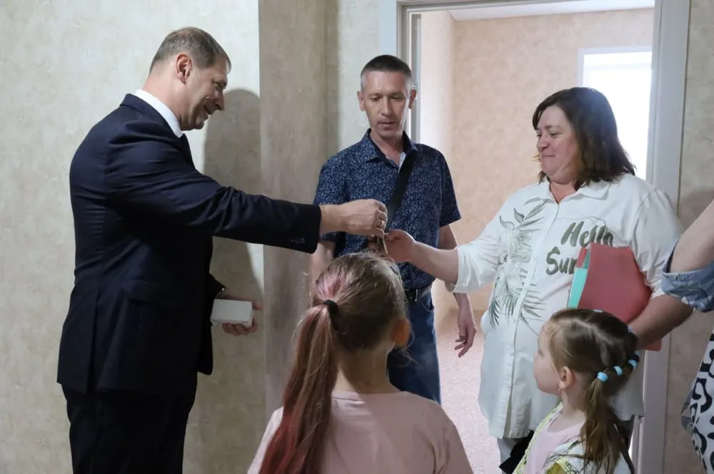 Долгожданные квартиры получили жители аварийных домов в Биробиджане