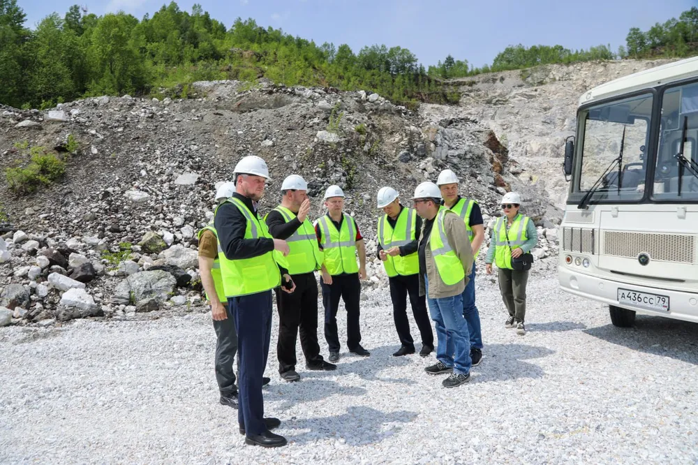 Законодатели ДФО оценили мощь промышленности ЕАО на ведущих предприятиях