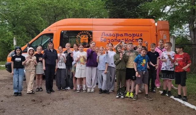 Напомнили правила ПДД детям в летнем лагере ЕАО