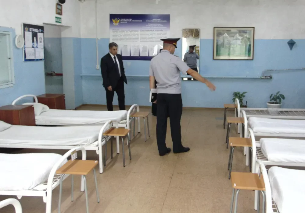 Правозащитник посетил Биробиджанскую воспитательную колонию в рамках рабочей поездки