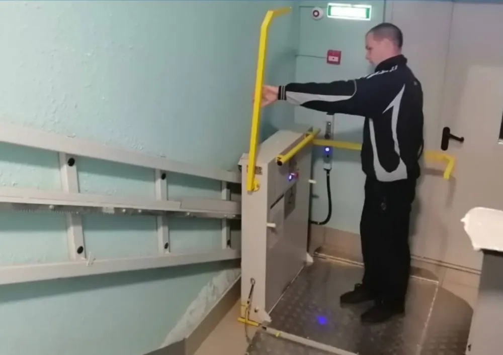 Защита прав инвалидов в ЕАО: прокуратура вмешалась в ситуацию с многоквартирным домом