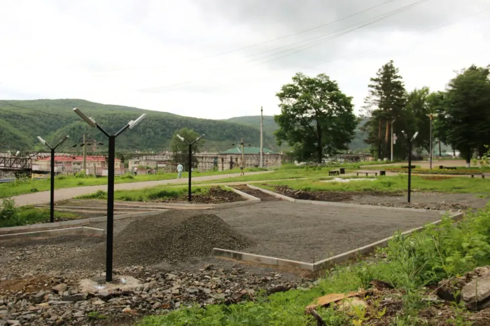 Продолжается благоустройство  будущего Сквера защитникам Отечества в Облучье ЕАО