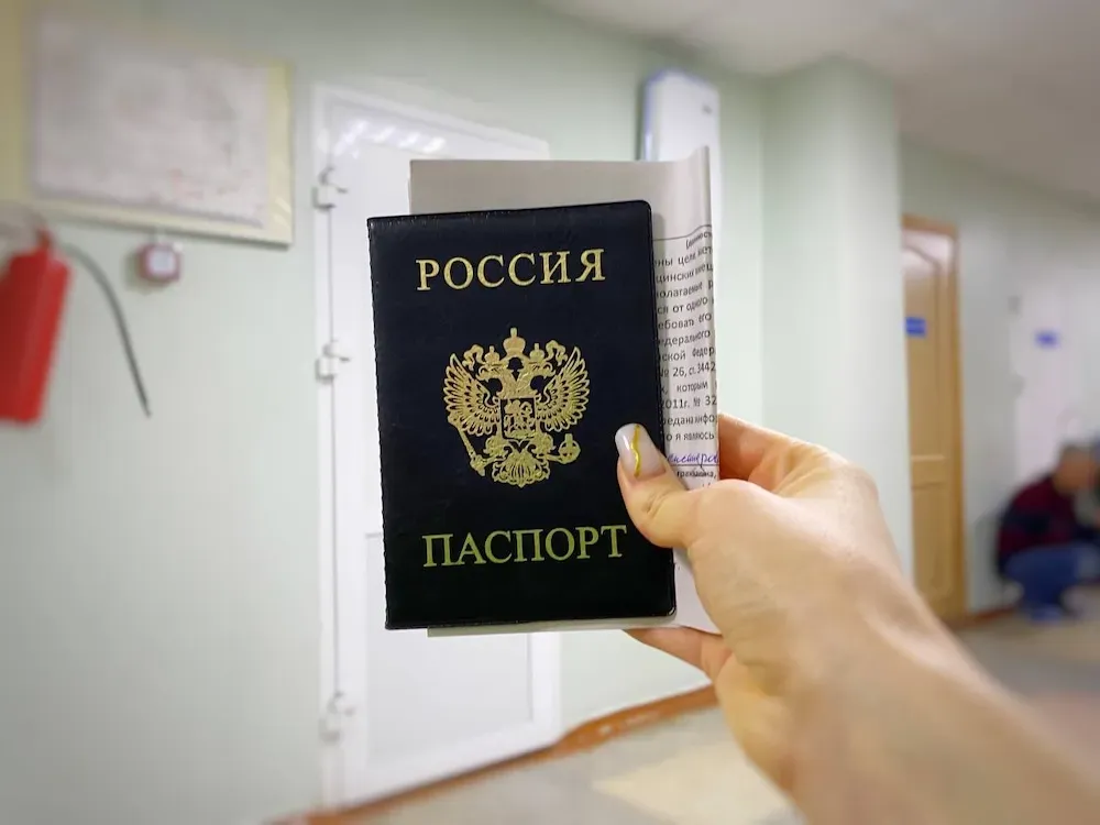 Нужно ли менять паспорт после смены внешности