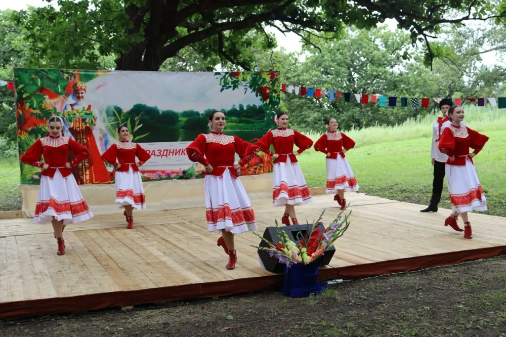 В Биробиджанском районе обновляют дома культуры