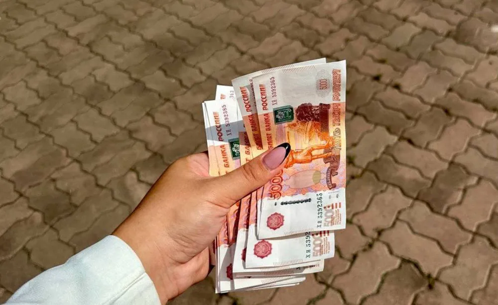 Начальницу отдела мэрии в Биробиджане будут судить за взятку и гражданство