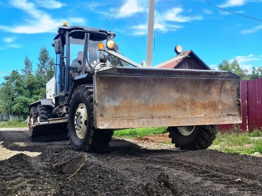 В Биробиджане приводят в порядок дороги