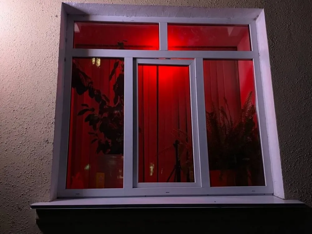 Ребенок выпал из окна в Биробиджане