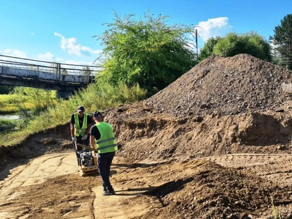 Строительство нового моста начали в посёлке Кирпичики в Биробиджане