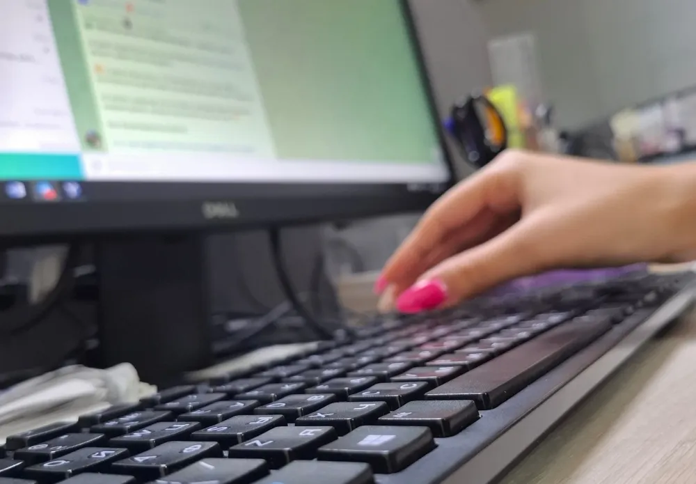 Команда «Лапши Медиа» рассказывает, как отличить фейк от правды