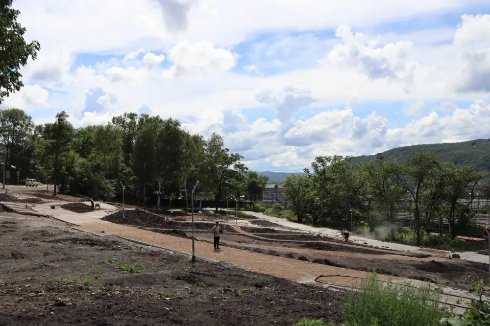 В Облучье преобразуют Городской парк на улице 30 лет Победы