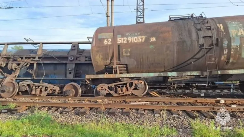 Произошла утечка корабельного  топлива при сходе поезда в ЕАО
