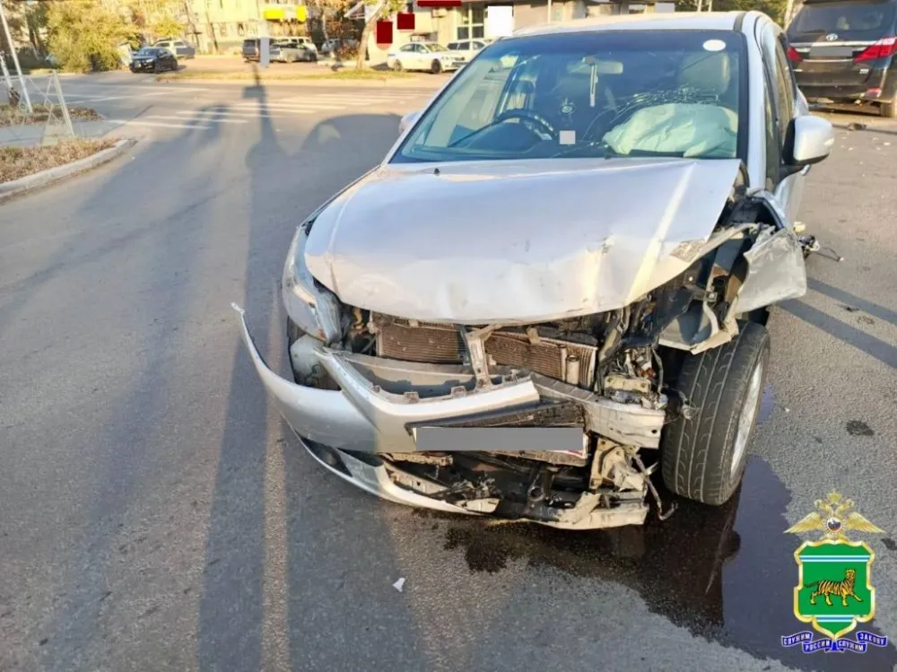 Наезд на препятствие стал причиной травм водителя в ЕАО